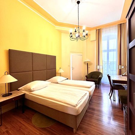 ברלין Hotel-Pension Michele מראה חיצוני תמונה