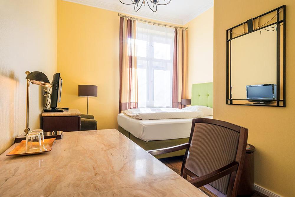 ברלין Hotel-Pension Michele מראה חיצוני תמונה